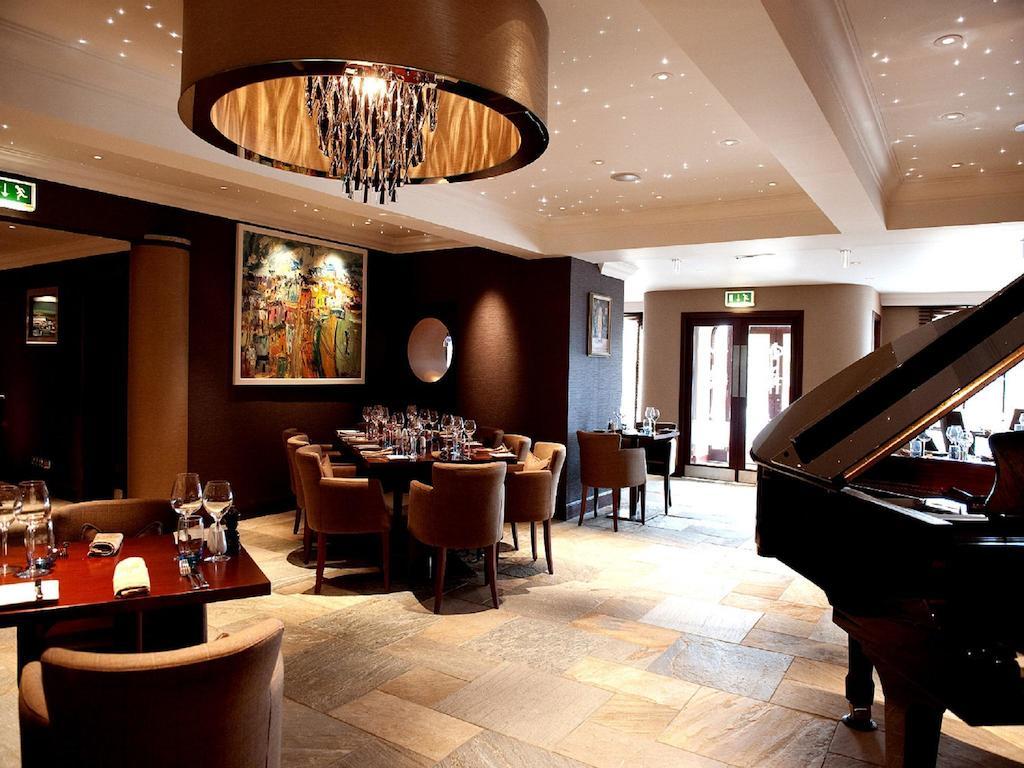The Mansefield Hotel Elgin Exterior photo